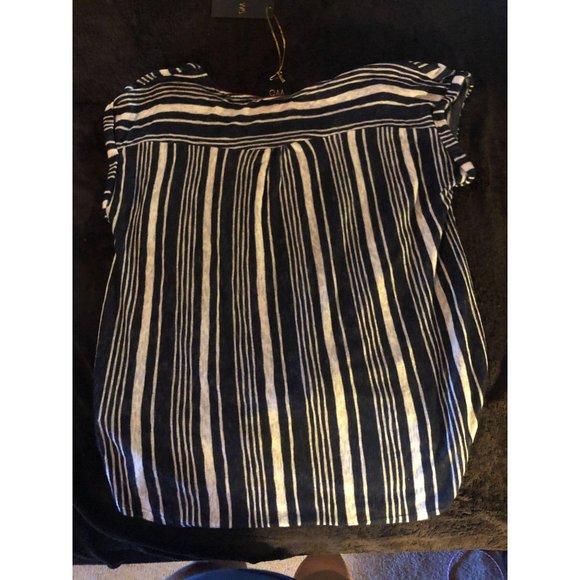 W5 Women’s Closing Anthropologie Black/White Strip - Picture 2 of 4